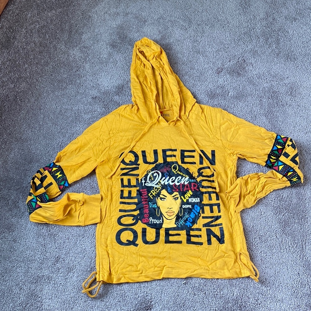 On Fire Black Queen Top SIZE M